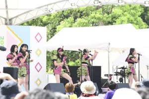 こぶしファクトリー @SMILE GARDEN【TIF2018 一日目】