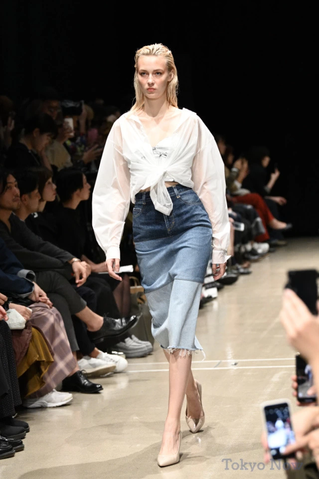 KSENIA SCHNAIDER FASHION PORT NEW EAST 2019 SS COLLECTION ©Tokyo Now