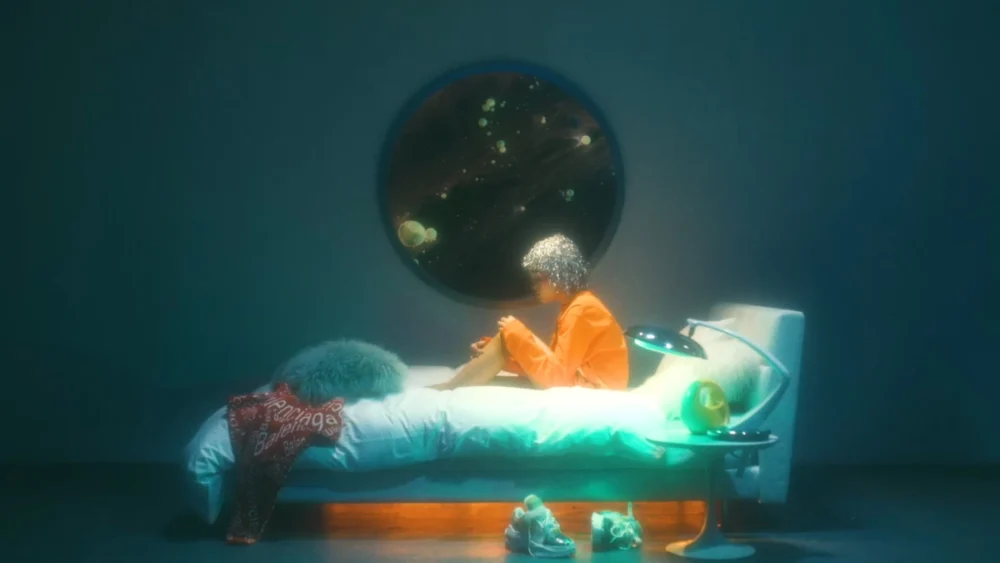 大比良瑞希「無重力」