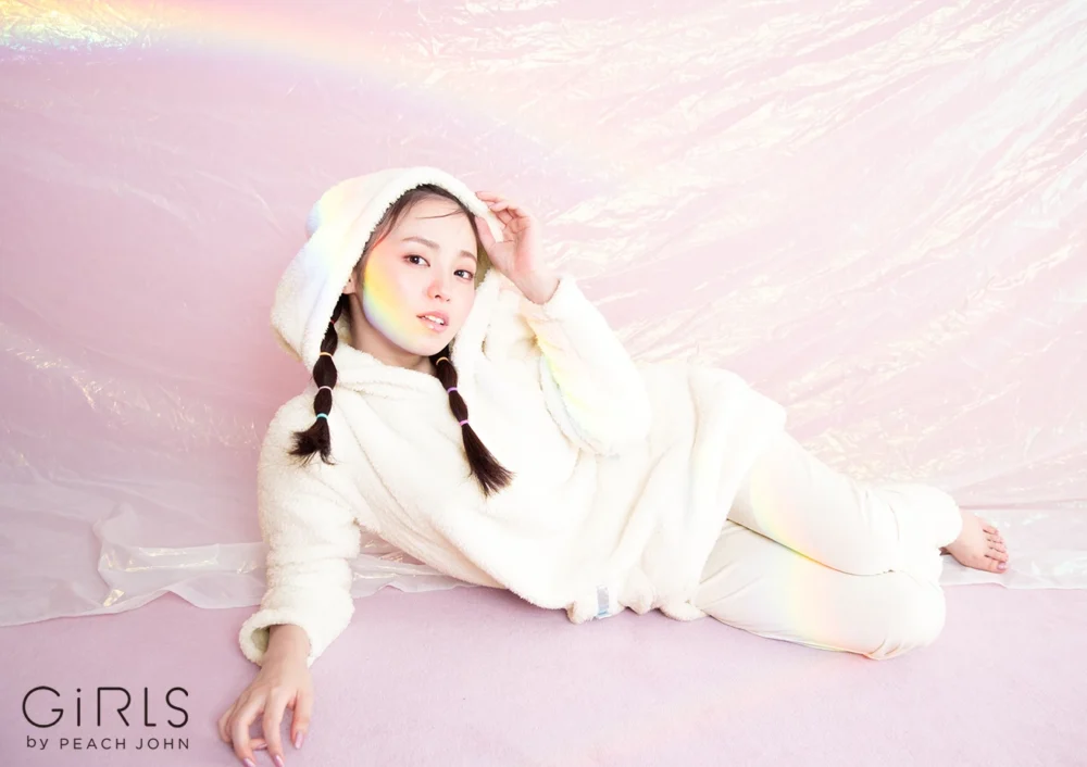 GiRLS by PEACH JOHN - 今泉佑唯