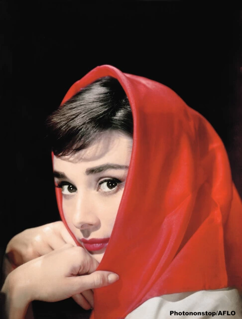 Audrey Hepburn, 1956 : Audrey Hepburn / 1956 [Paramount Pictures]
