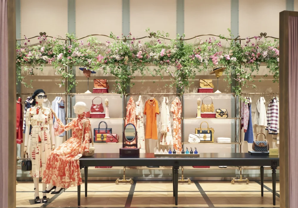 GUCCI NAMIKI OPENING PREVIEW