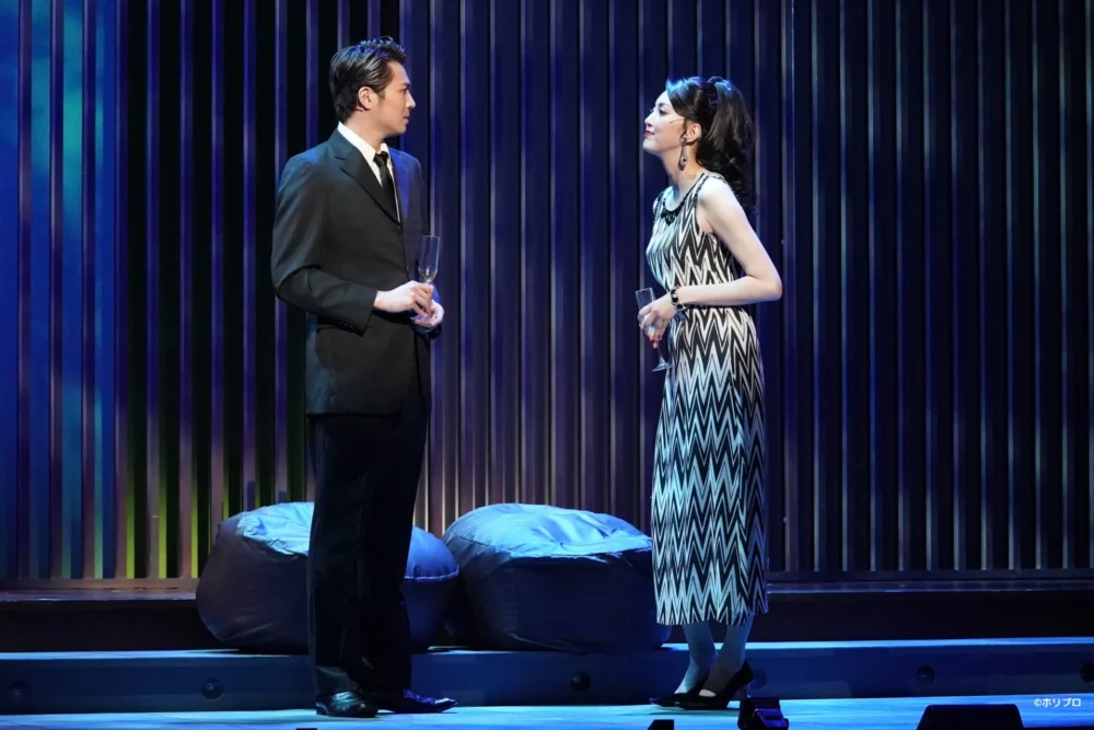 ブロードウェイミュージカル『メリリー・ウィー・ロール・アロング』～あの頃の僕たち～舞台写真