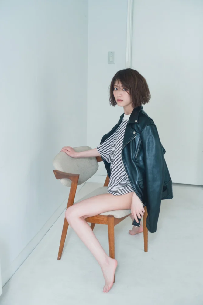 若月佑美写真集 アンド チョコレート