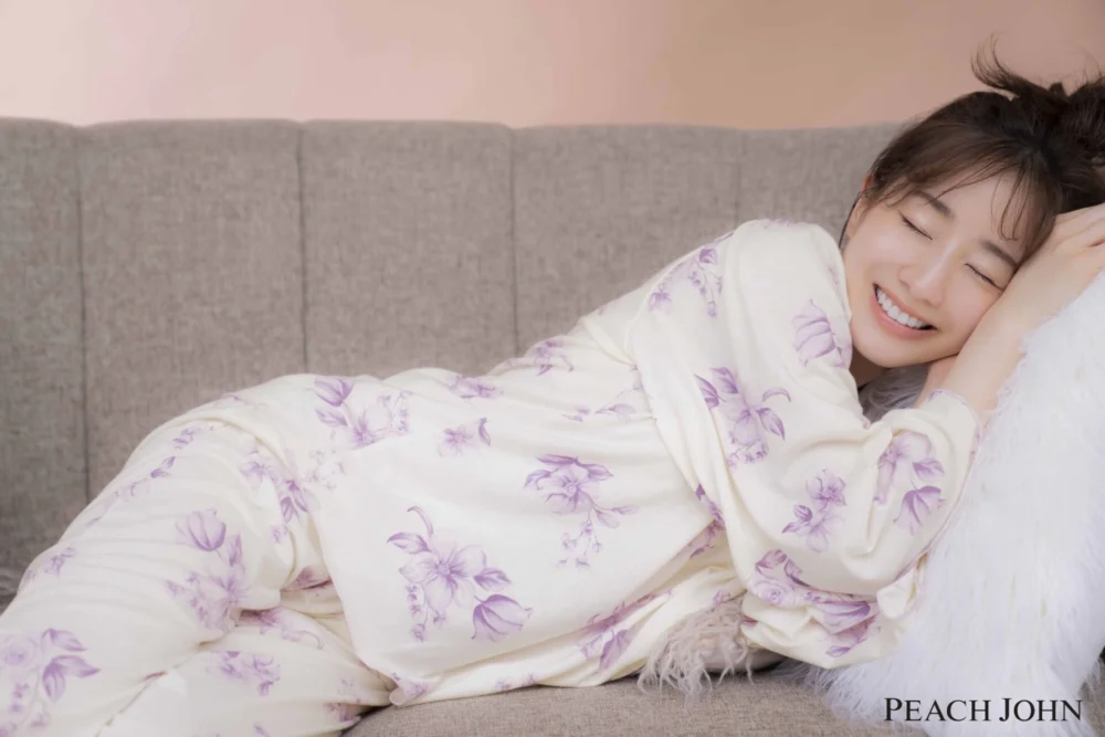 PEACH JOHN 2021 AUTUMN