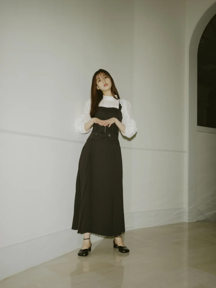 YUKO ARAKI MORE ROMANTIC CHIC