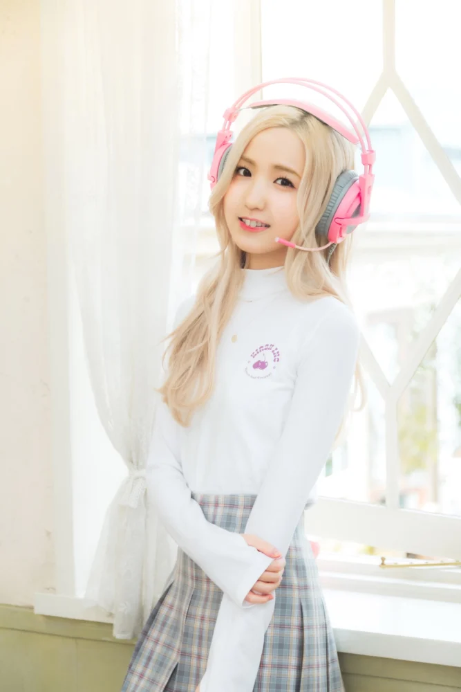 KIRSH × HONDA HITOMI SPECIAL COLLABORATION