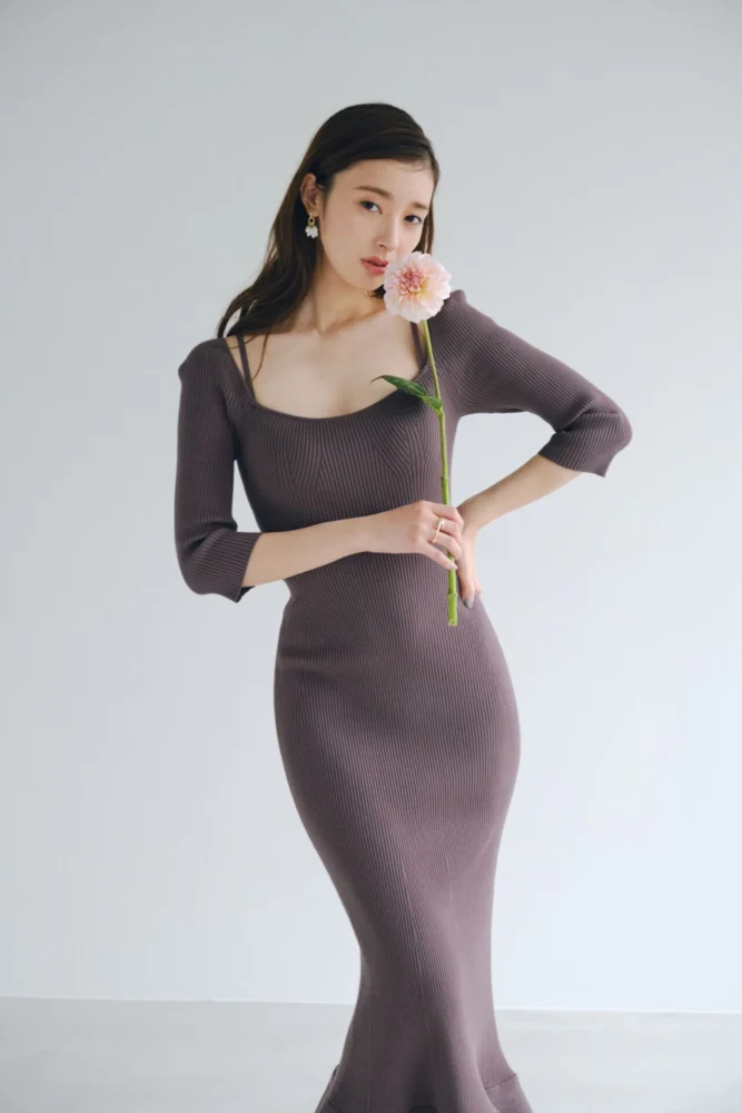 「ROMANTIC MOOD とっておきの日に着たい、スナイデル」