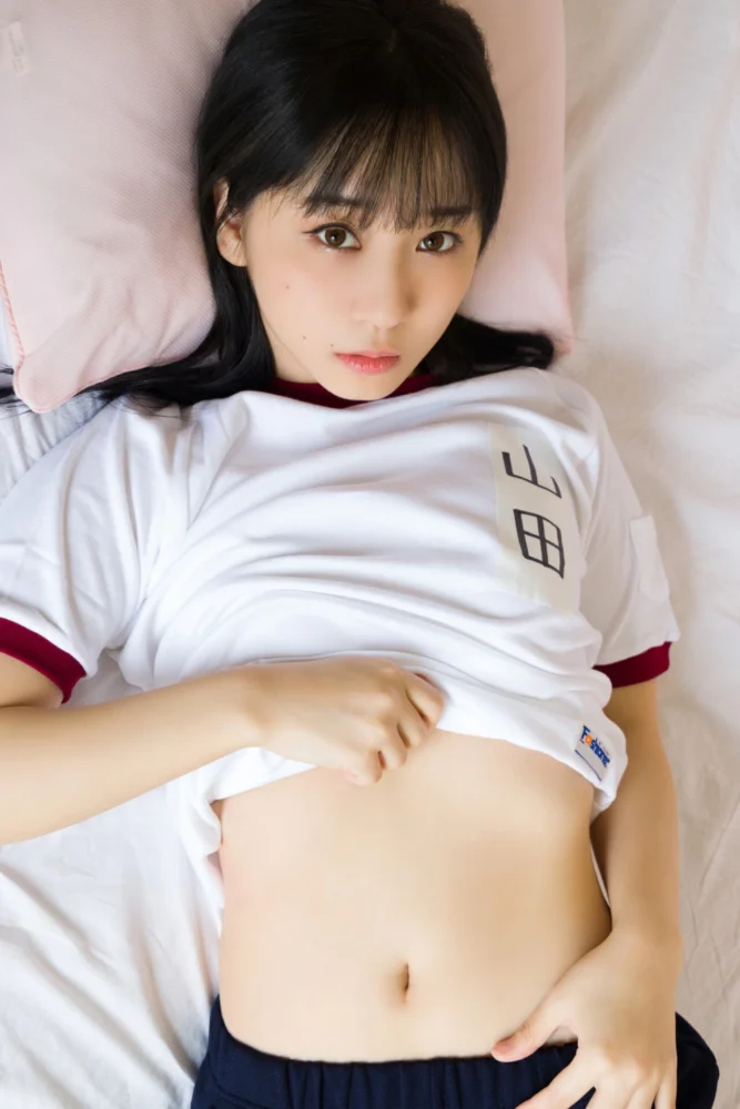 伊織もえ×僕の心のヤバイやつコラボ写真集