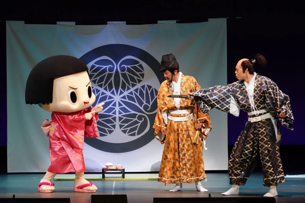 『チコちゃんに叱られる！on STAGE　～そのとき歴史はチコっと動いた！～』舞台写真