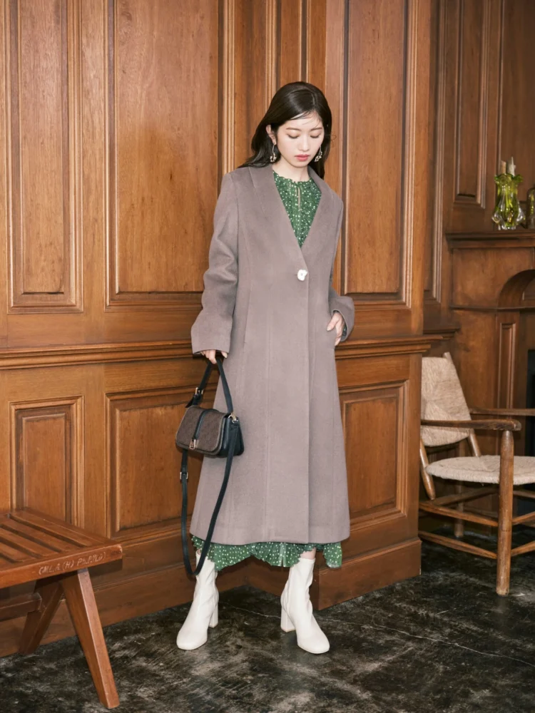 LILY BROWN 2022 Autumn Collection - NEW TRADITIONAL -