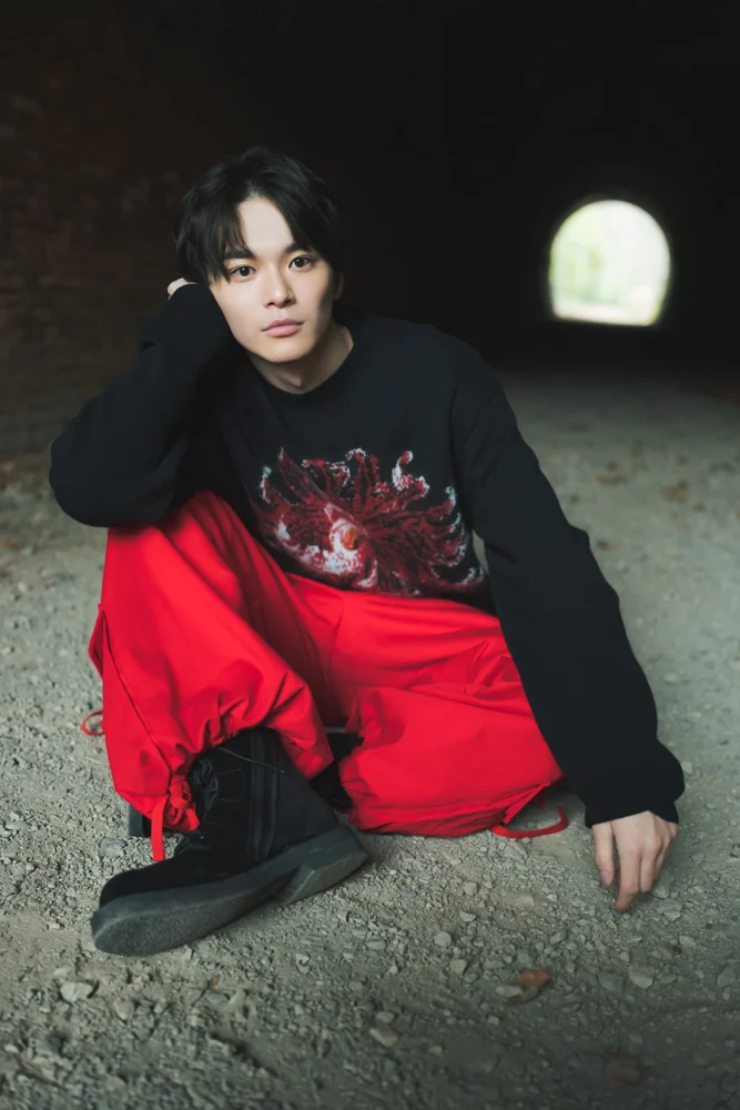 『金子隼也1st写真集BeMyself』『金子隼也カレンダー2023.04-2024.03』