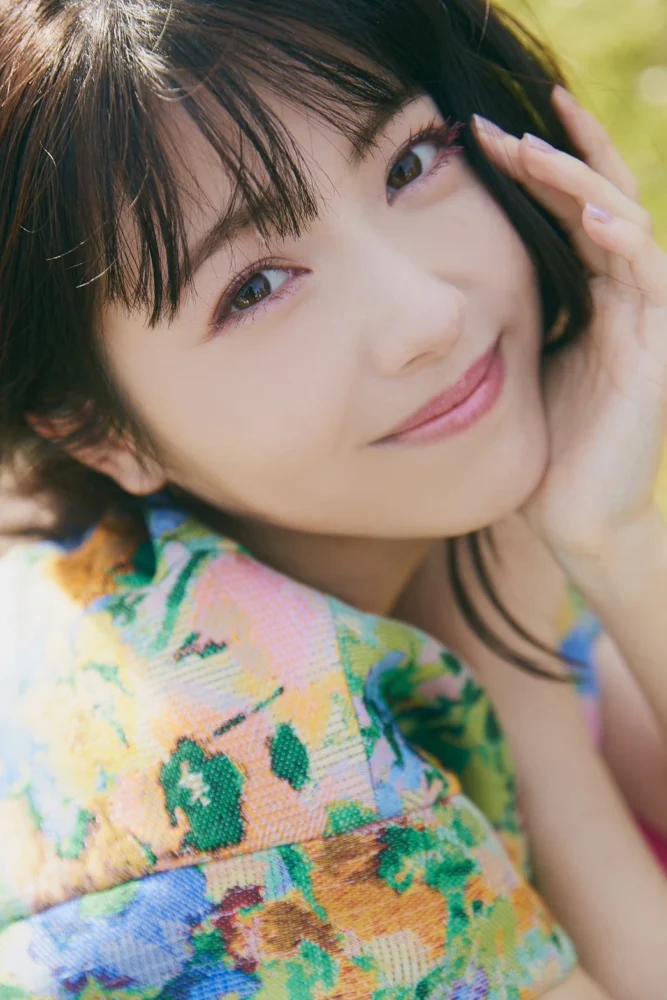 浜辺美波カレンダー2023.4-2024.3