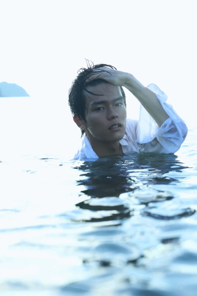 日向亘1st写真集 5W1H