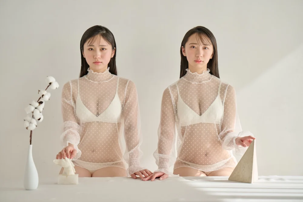 「B.L.T.2023年4月号」谷乃愛＆大白桃子