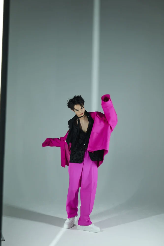 前田拳太郎1st写真集『Awake』