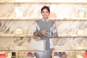 フェンディ、新ジャパンブランドアンバサダーに川口春奈を起用！