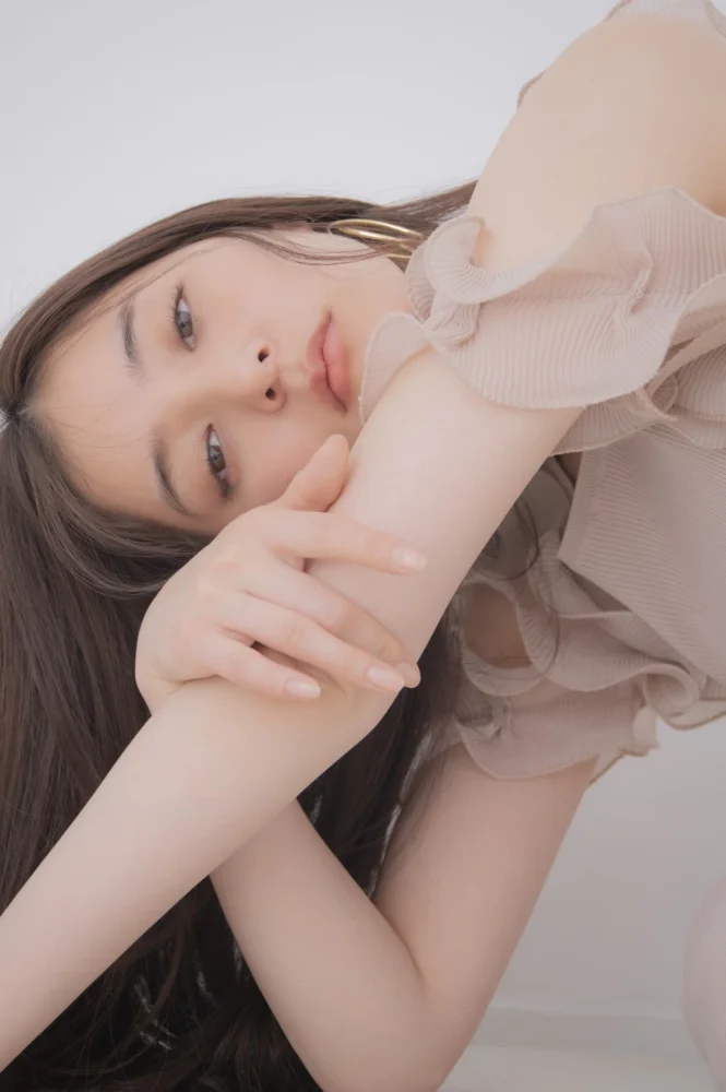 Summer Style starring YUKO ARAKI