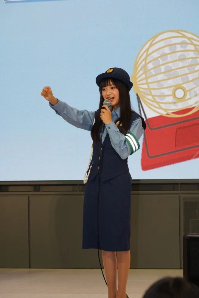 女優・西川愛莉が「1日門真警察署長」に就任