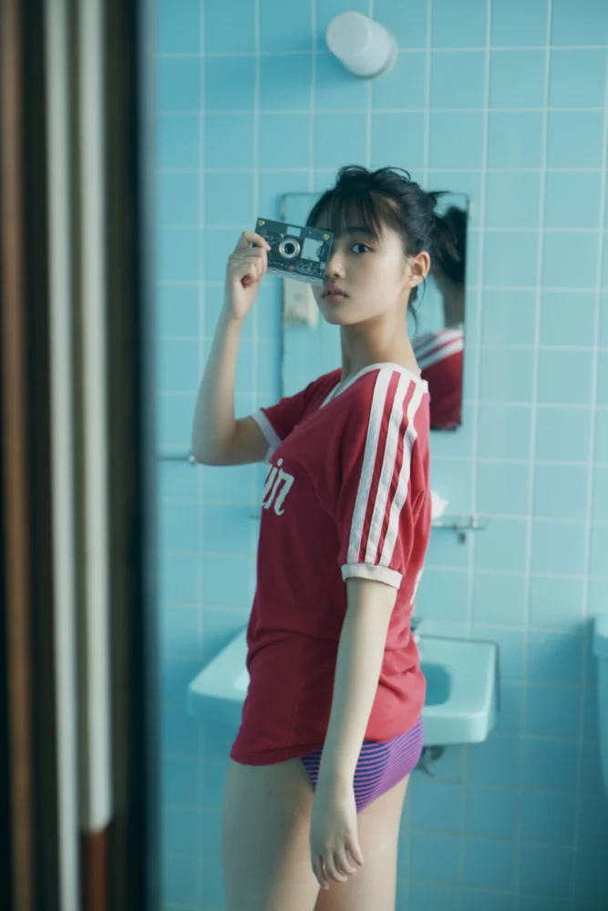 原菜乃華1st写真集 はなのいろ