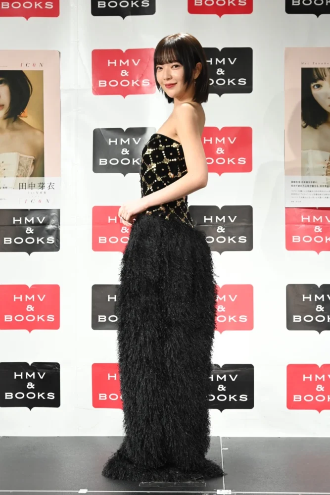 田中芽衣1st写真集「1C0N」