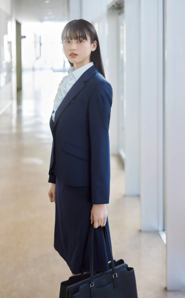 SUIT SELECT×New Life by Samantha Thavasa