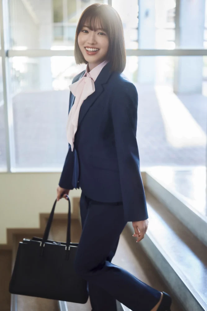 SUIT SELECT×New Life by Samantha Thavasa