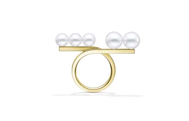 TASAKI70周年アニバーサリーエキシビション「FLOATING SHELL」