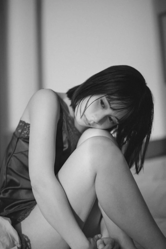 大久保桜子写真集