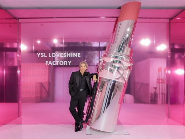 ポップアップイベント「YSL LOVESHINE FACTORY」 ©YSL BEAUTY