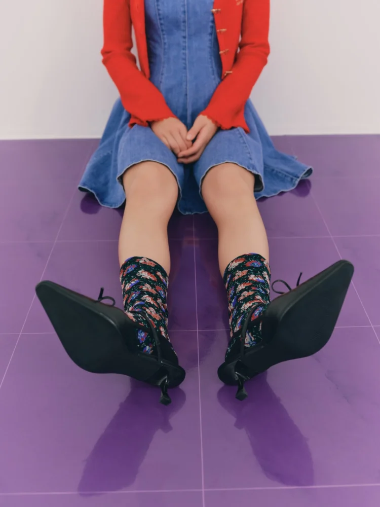 ANNA SUI LILY BROWN Featuring ANJI IKEHATA