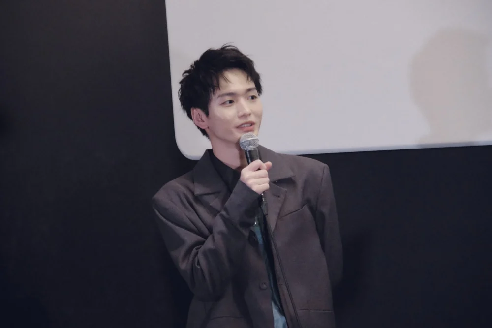 映画『飛べない天使』初日舞台挨拶