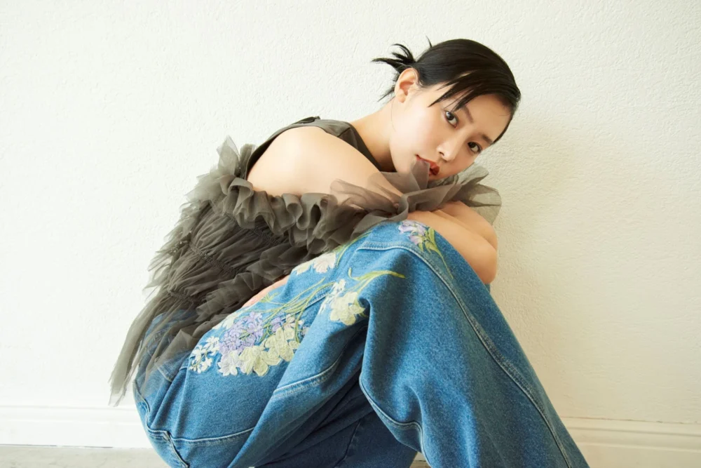 SARA MINAMI "Miss Lady Botanical" FRAY I.D JOURNAL VOL. 07 Spring