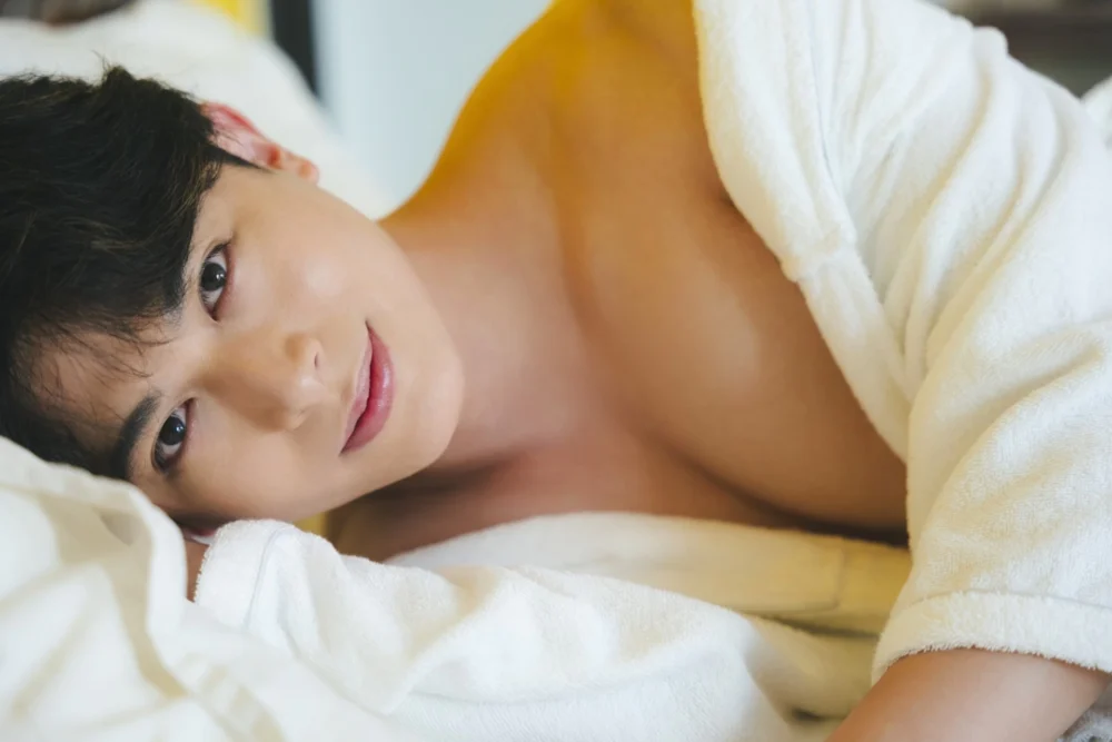 砂川脩弥2nd写真集「By me…」