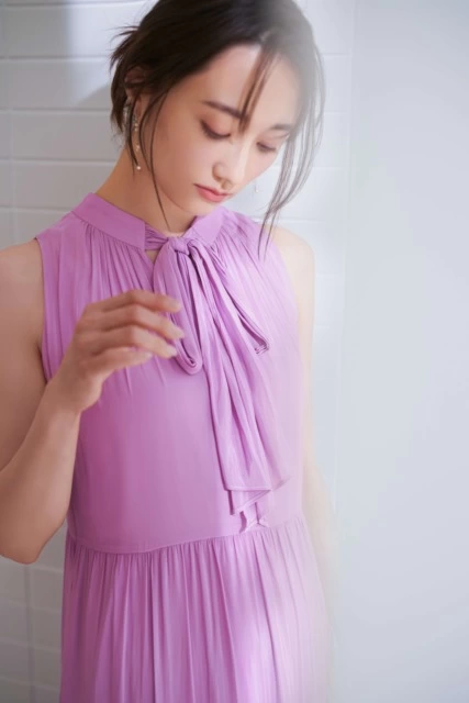 The Elegant Edit #2 Mood with Suzuki Yuuna