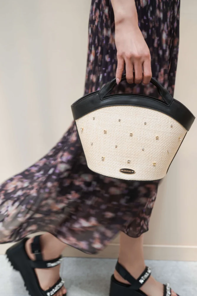 The Elegant Edit #2 Mood with Suzuki Yuuna