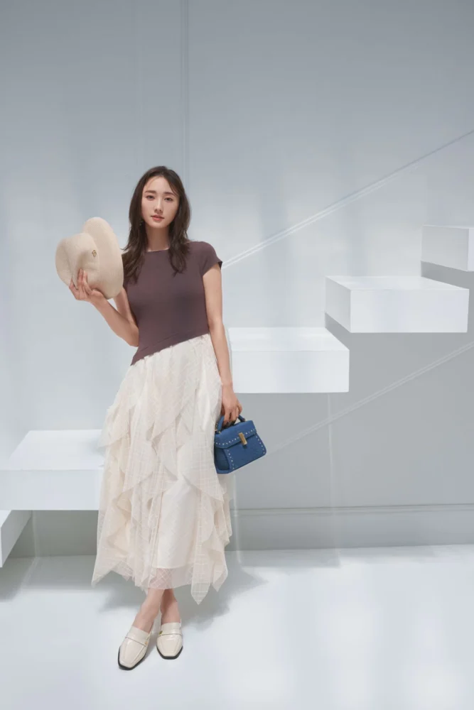 The Elegant Edit #2 Mood with Suzuki Yuuna