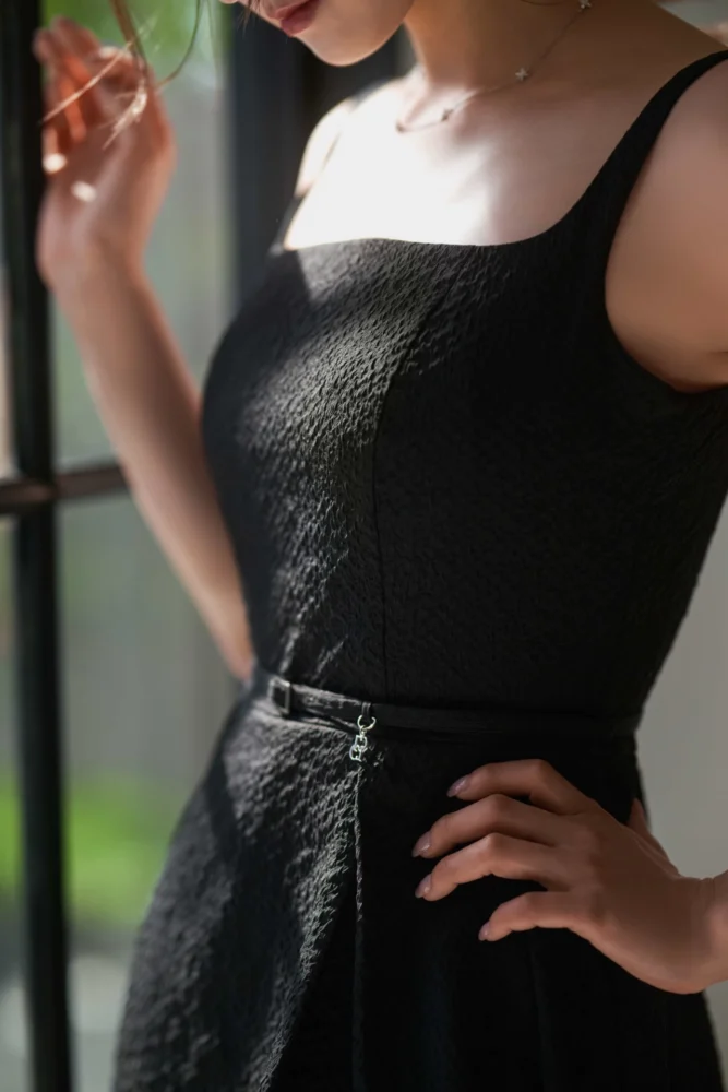 The Elegant Edit #2 Mood with Suzuki Yuuna