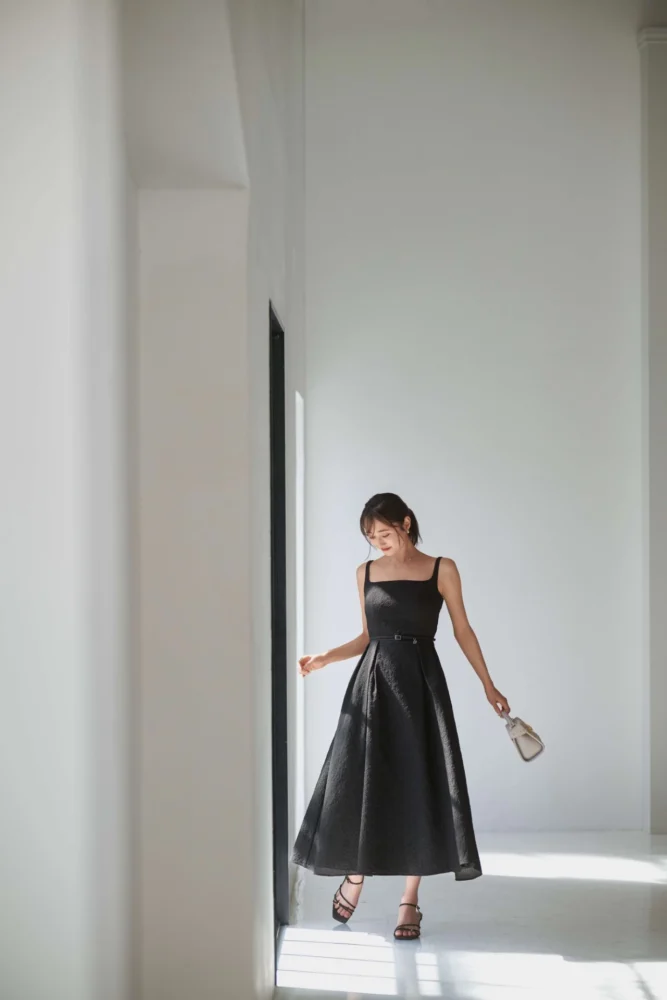 The Elegant Edit #2 Mood with Suzuki Yuuna