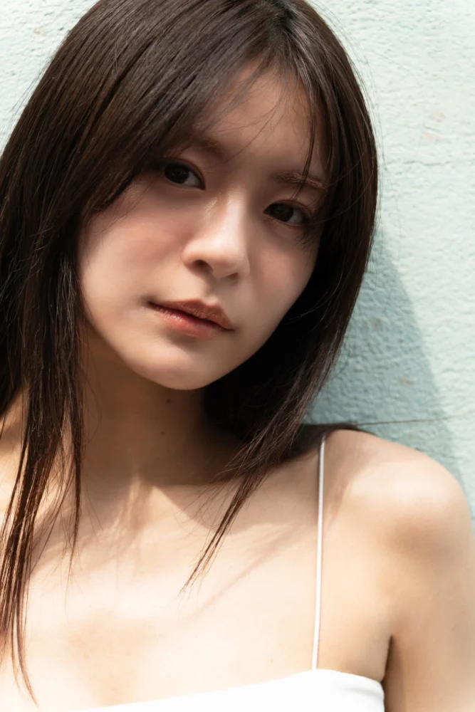 永瀬莉子1st写真集 glimmers