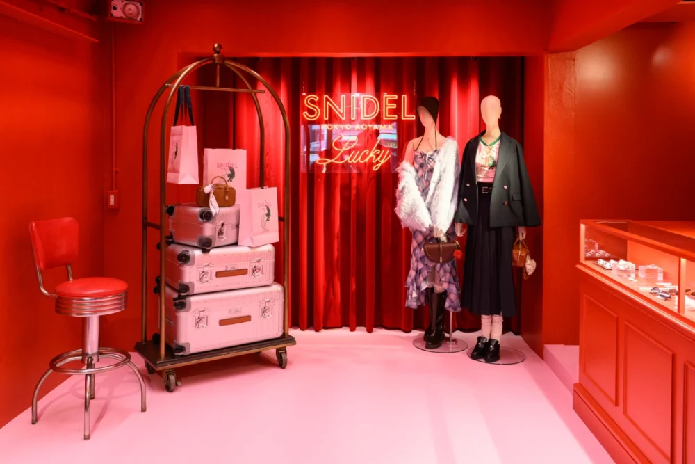 LIMITED STORE「SNIDEL TOKYO AOYAMA」