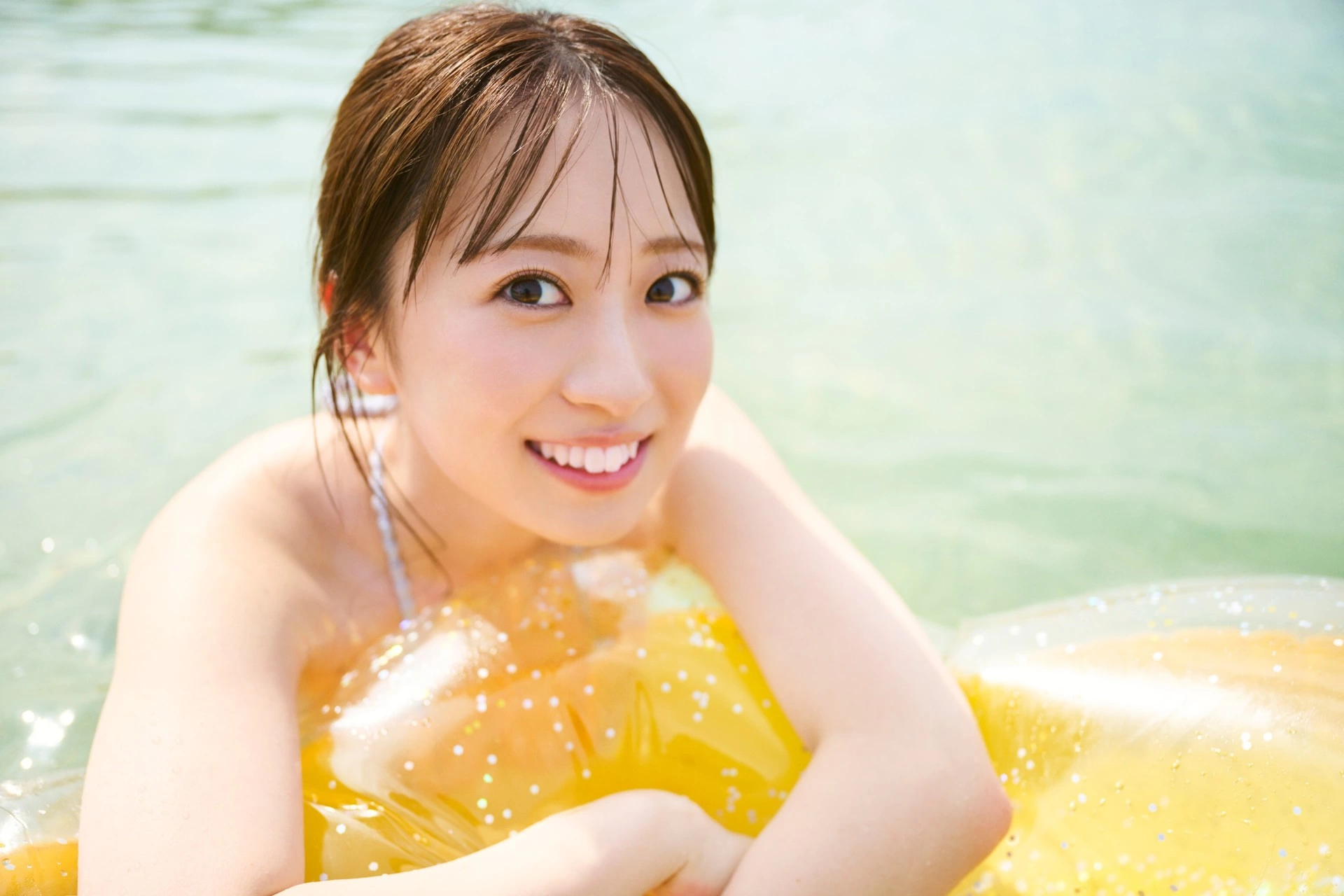 渡部愛加里 1st写真集