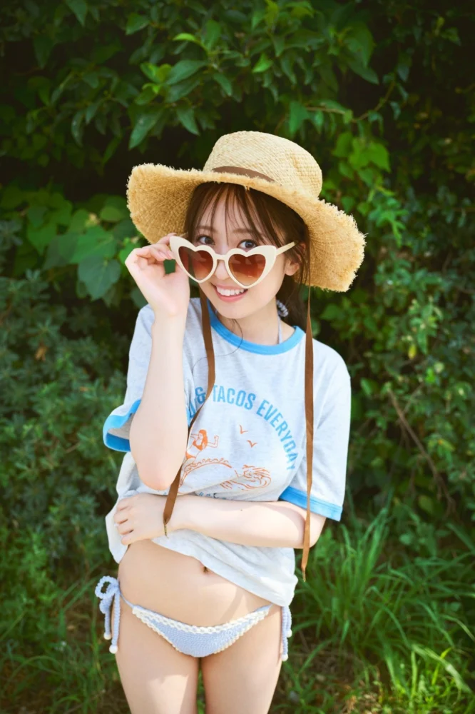 渡部愛加里 1st写真集