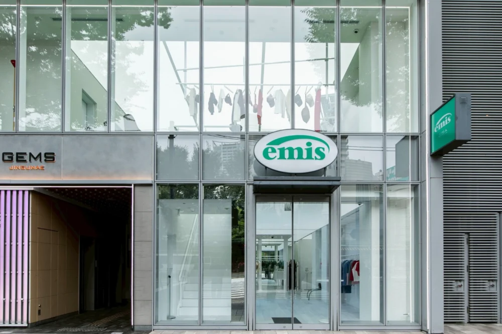 EMIS 渋谷フラッグシップストア
