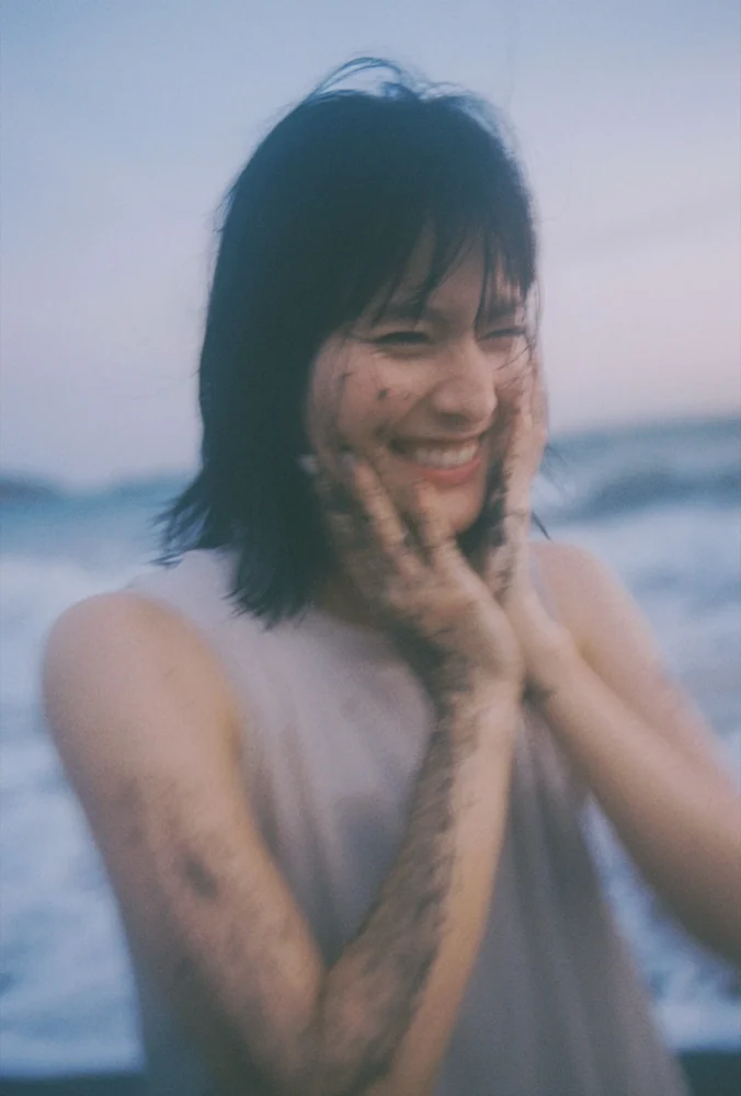 橋本愛20代ラスト写真集