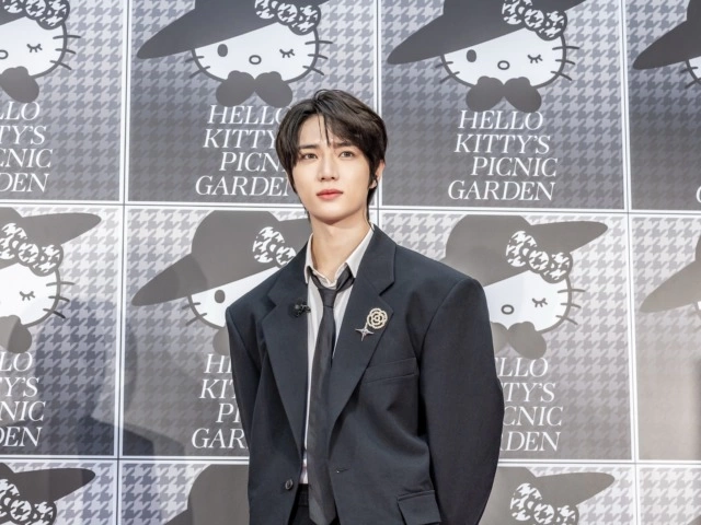 HELLO KITTY’S PICNIC GARDEN