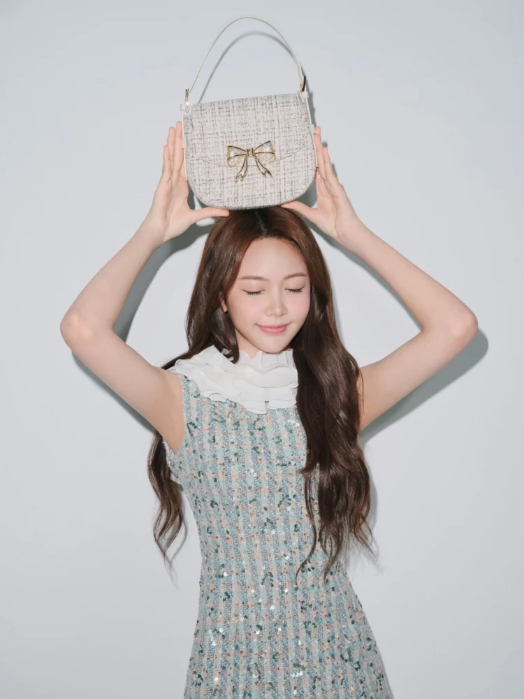 LILY BROWN starring Hearts2Hearts ’25 Winter Collection