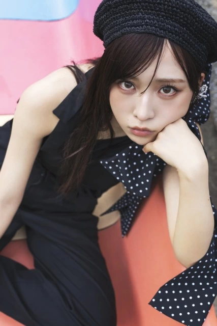 小栗有以 1stフォト＆スタイルブック