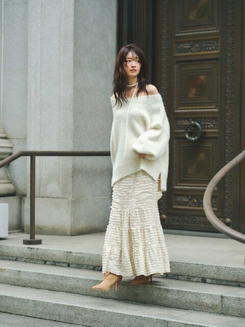 COCO DEAL - Dressed in Glowing Dreams