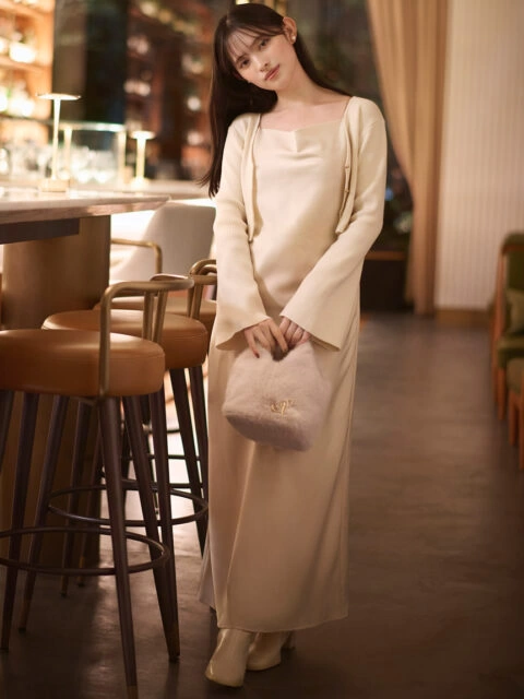 SNIDEL - 2025 HOLIDAY collection feat. Aki Suda